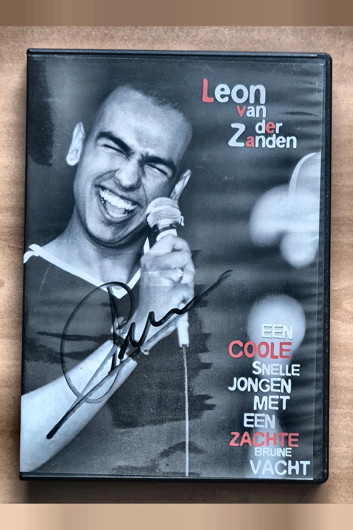 Leon van der Zanden: Een coole snelle jongen met een zachte bruine vacht - Voorkant