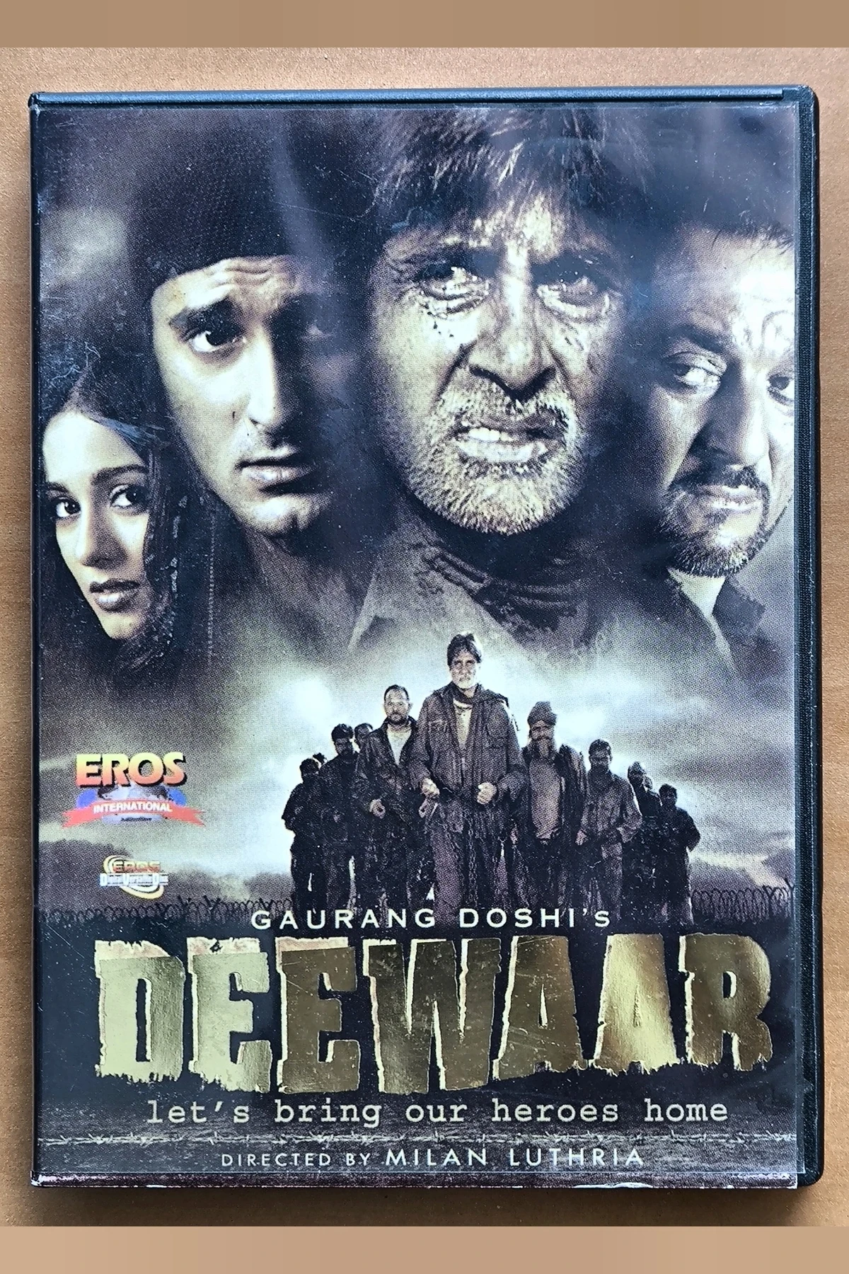 Deewaar: Let's Bring Our Heroes Home - Voorkant