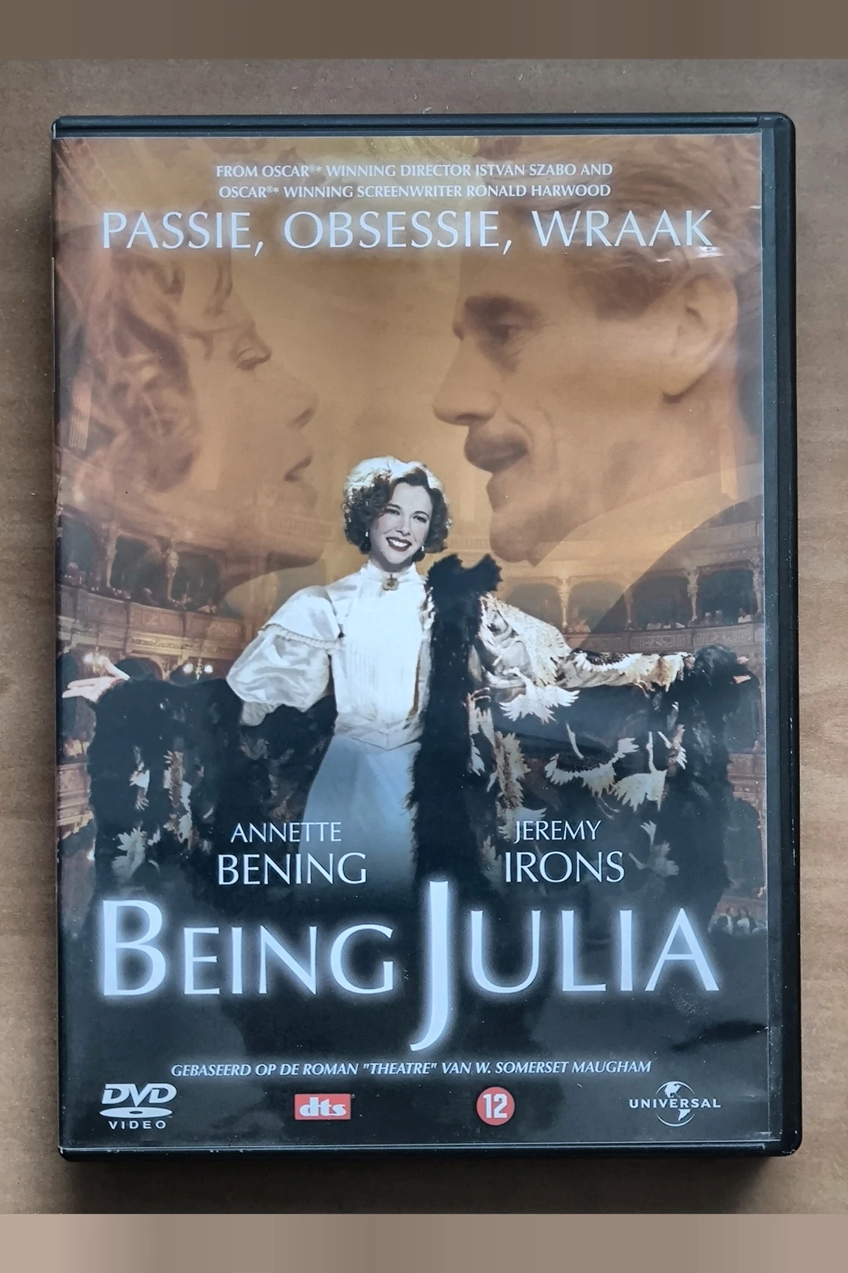 Being Julia - Voorkant