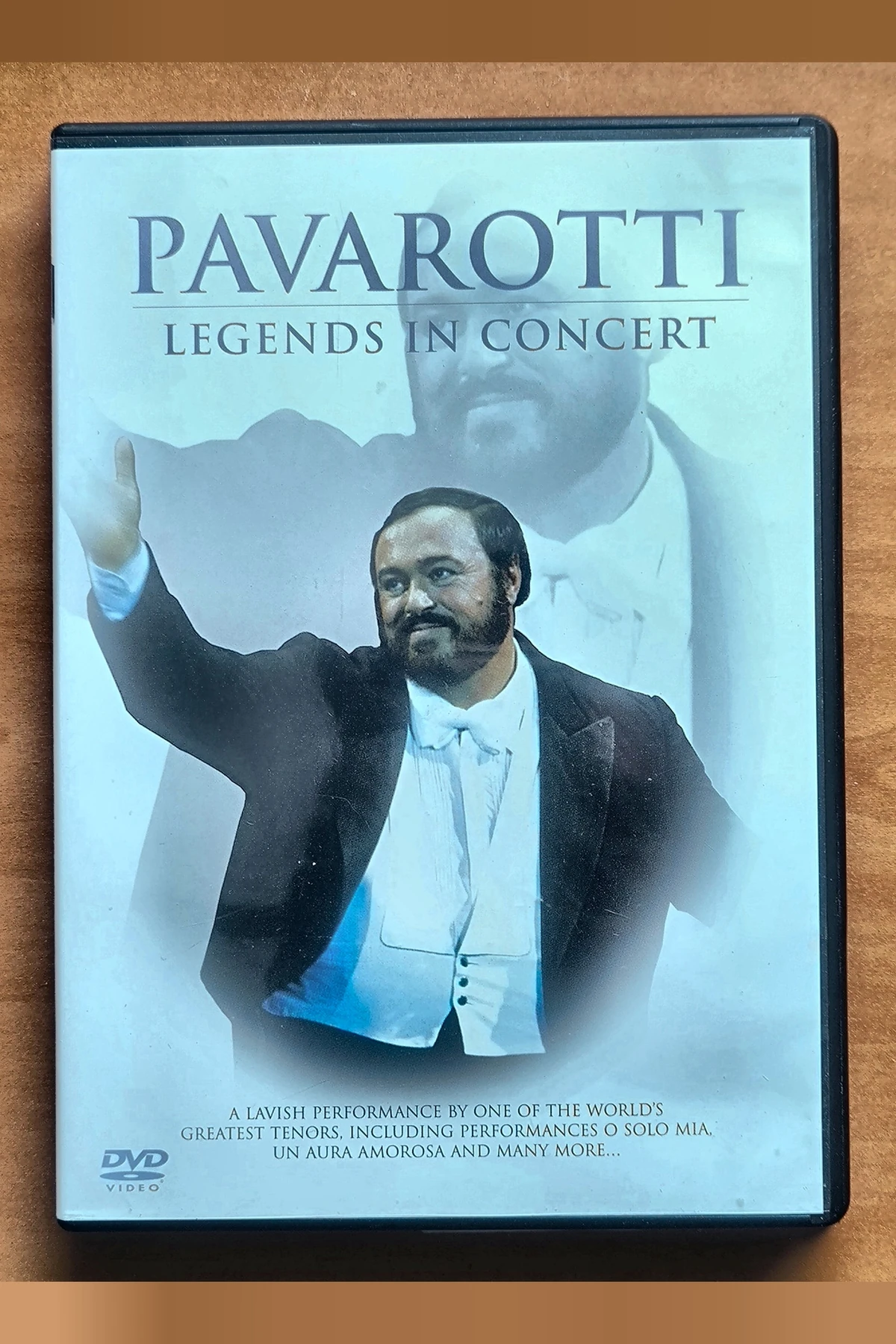 Luciano Pavarotti: Pavarotti In China - Voorkant