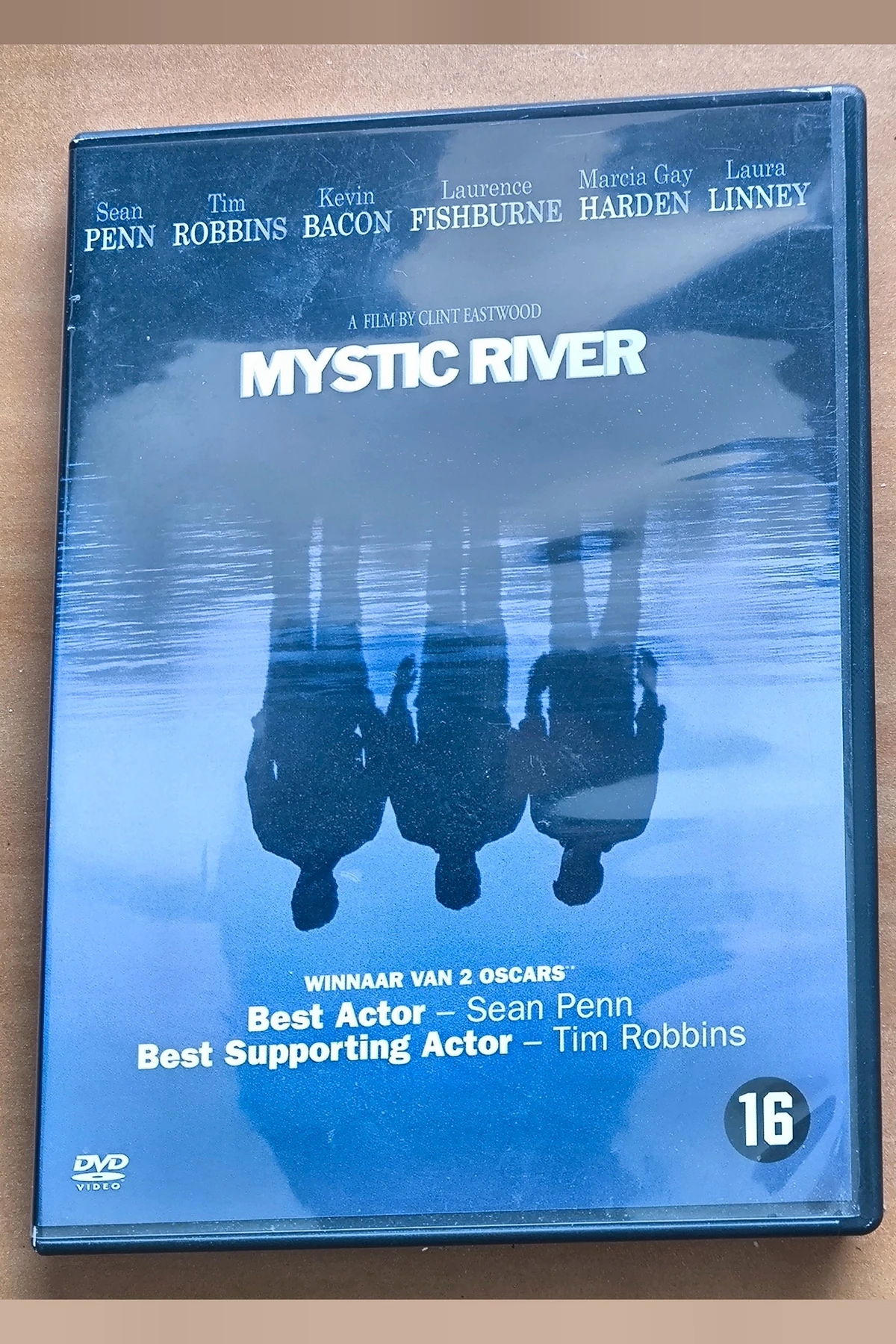 Mystic River - Voorkant