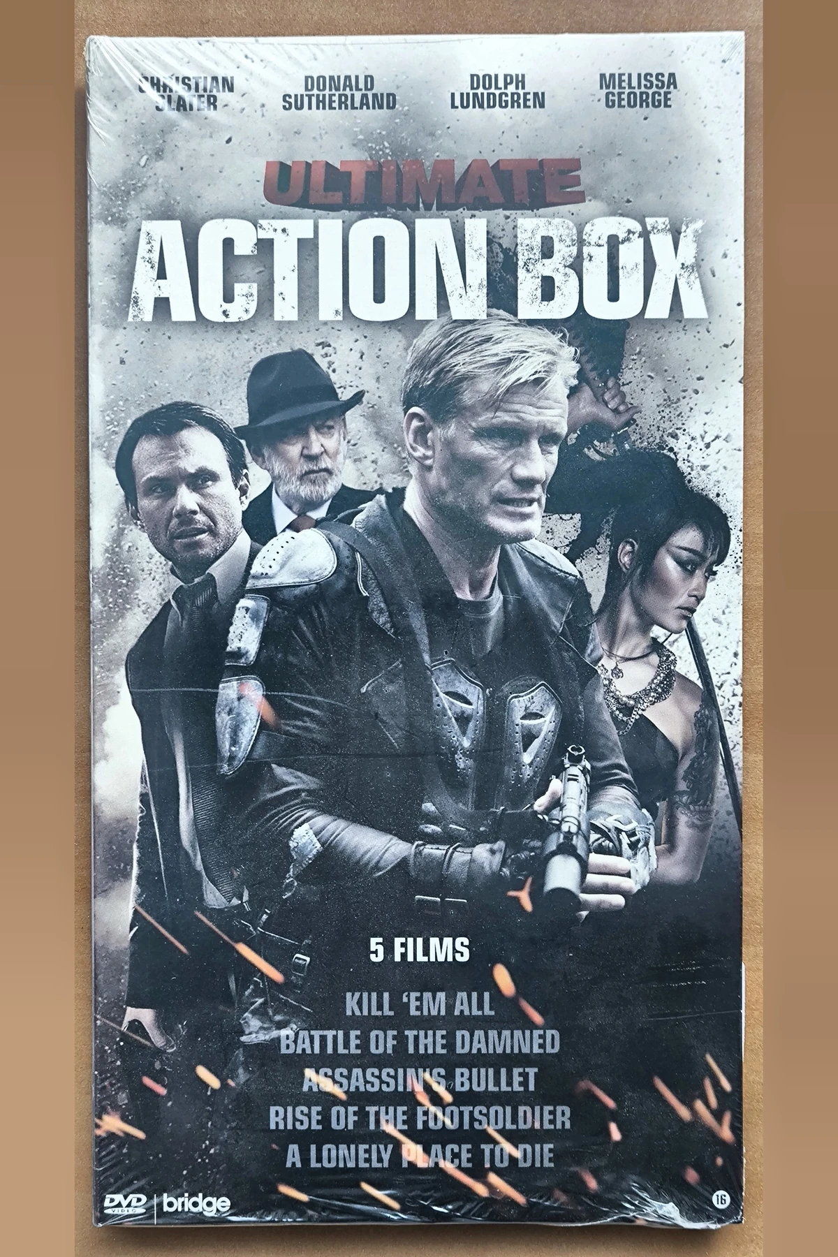 Ultimate Action Box - Voorkant