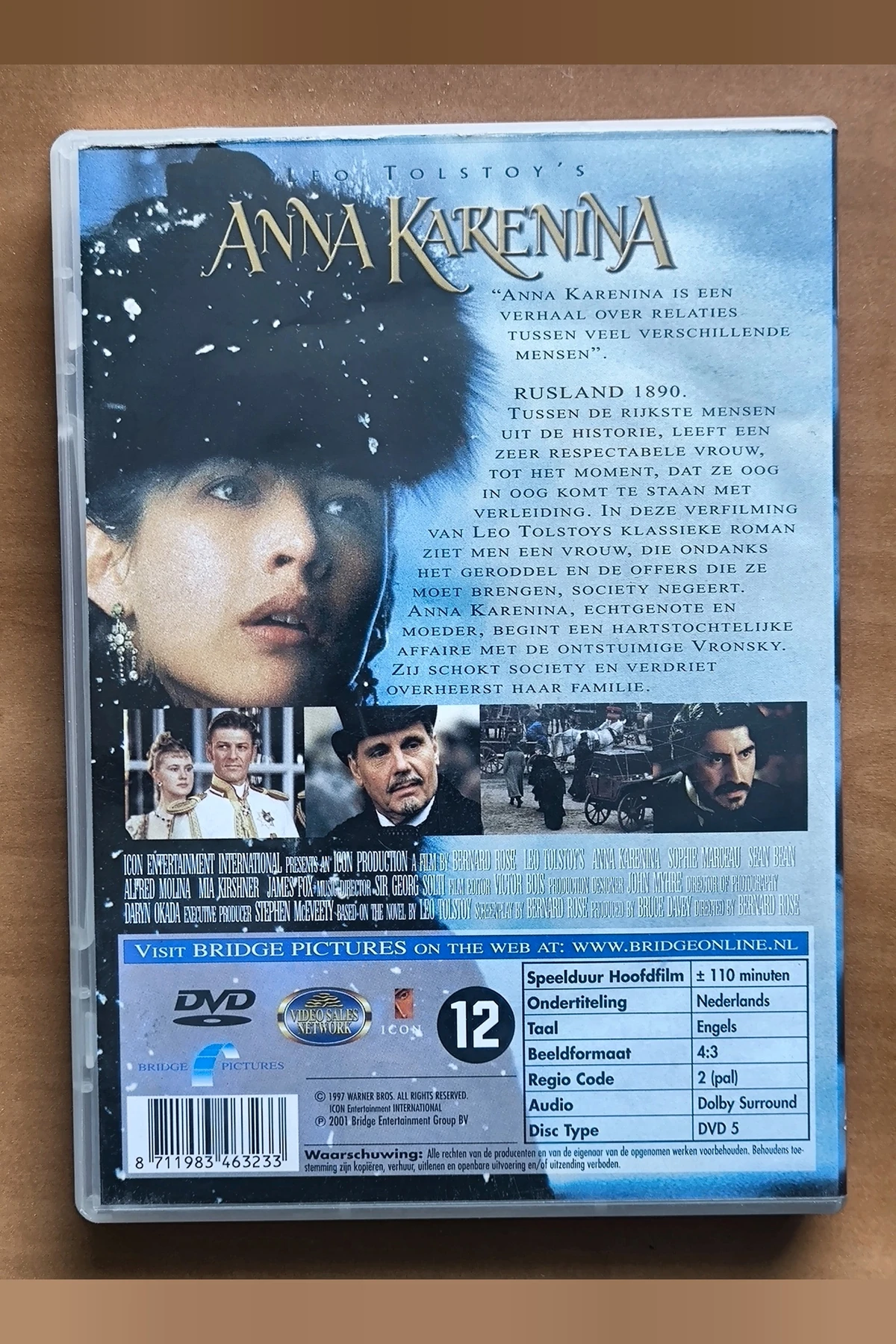 Anna Karenina - Achterkant