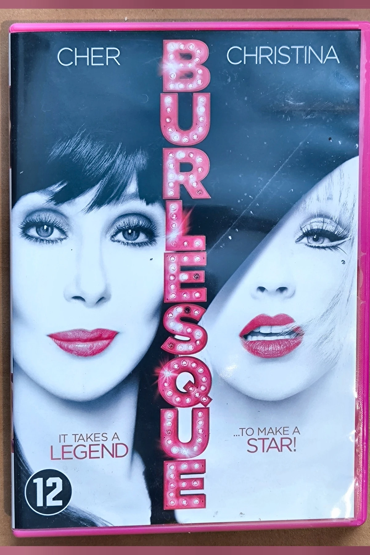 Burlesque - Voorkant
