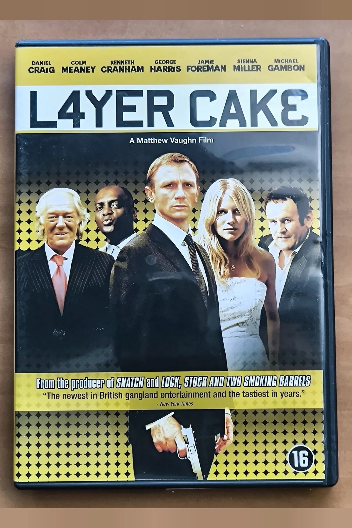 Layer Cake - Voorkant