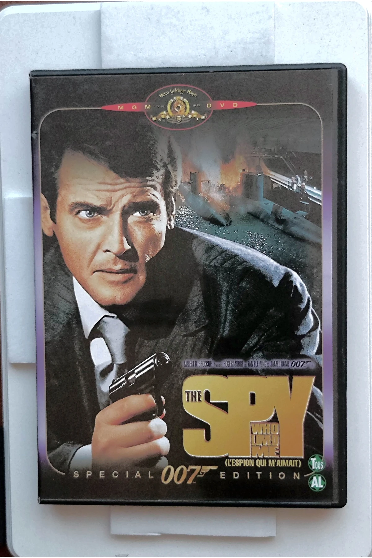 The Spy Who Loved Me - Voorkant