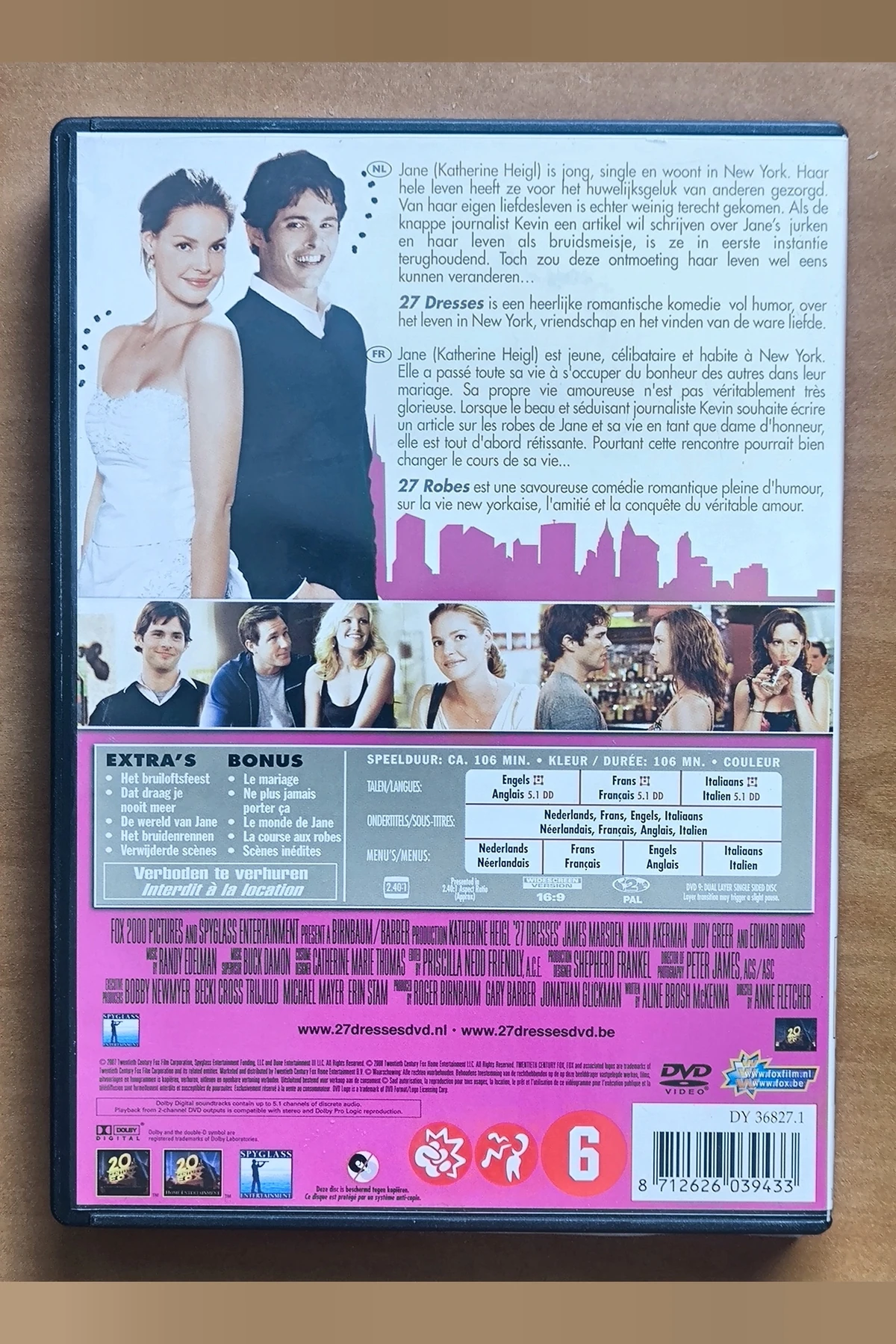 27 Dresses - Achterkant