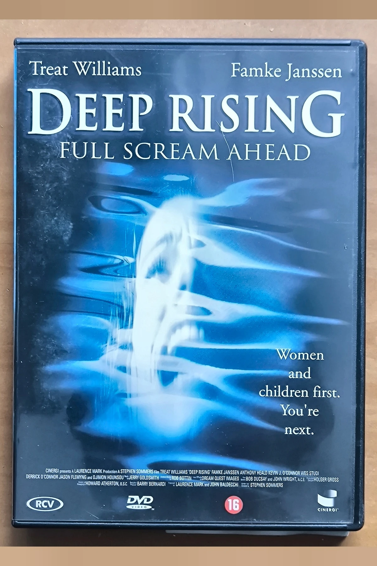 Deep Rising - Voorkant
