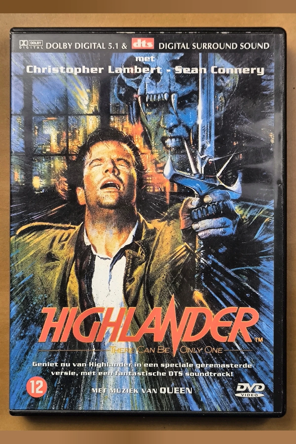 Highlander - Voorkant