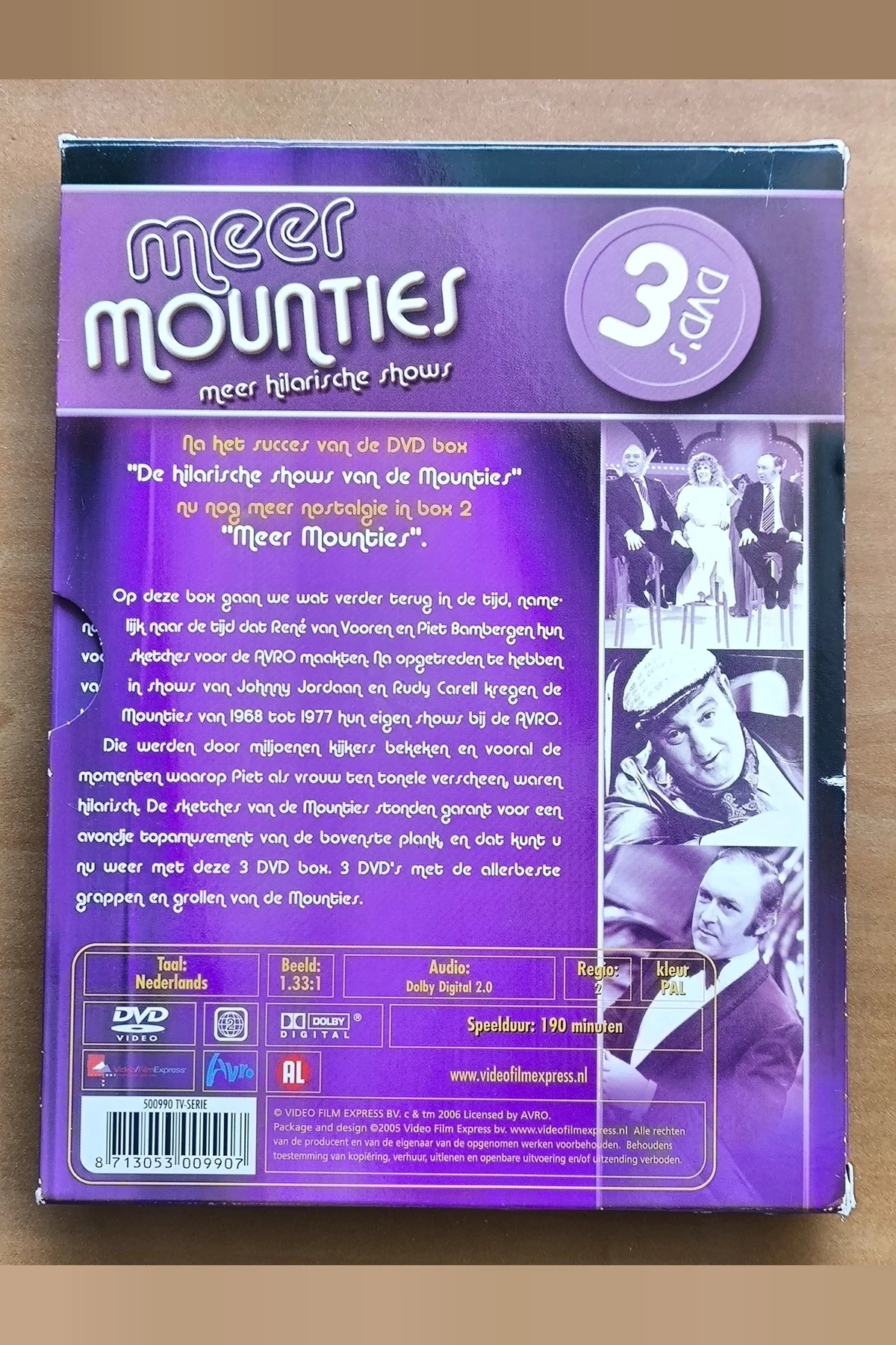 Meer Mounties - Achterkant
