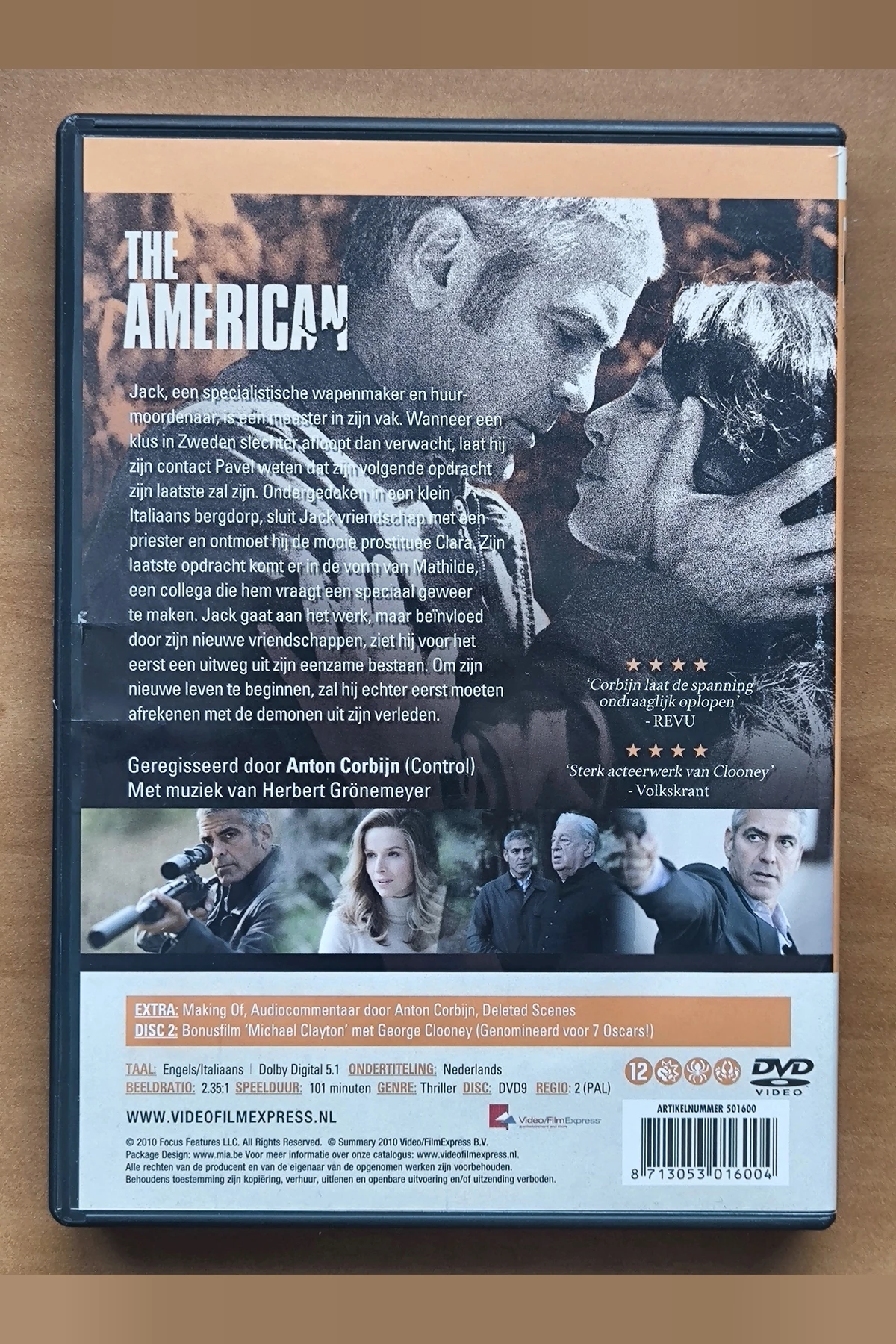 The American - Achterkant