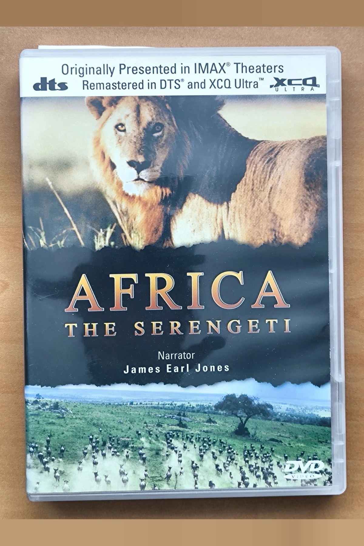 Africa: The Serengeti - Voorkant