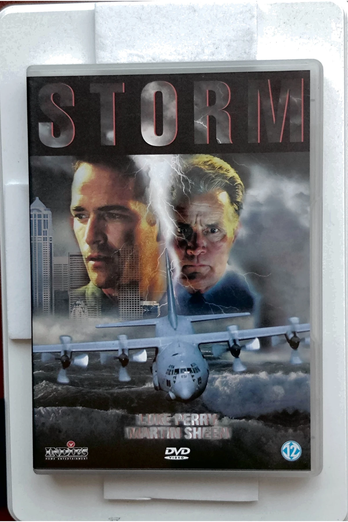 Storm - Voorkant