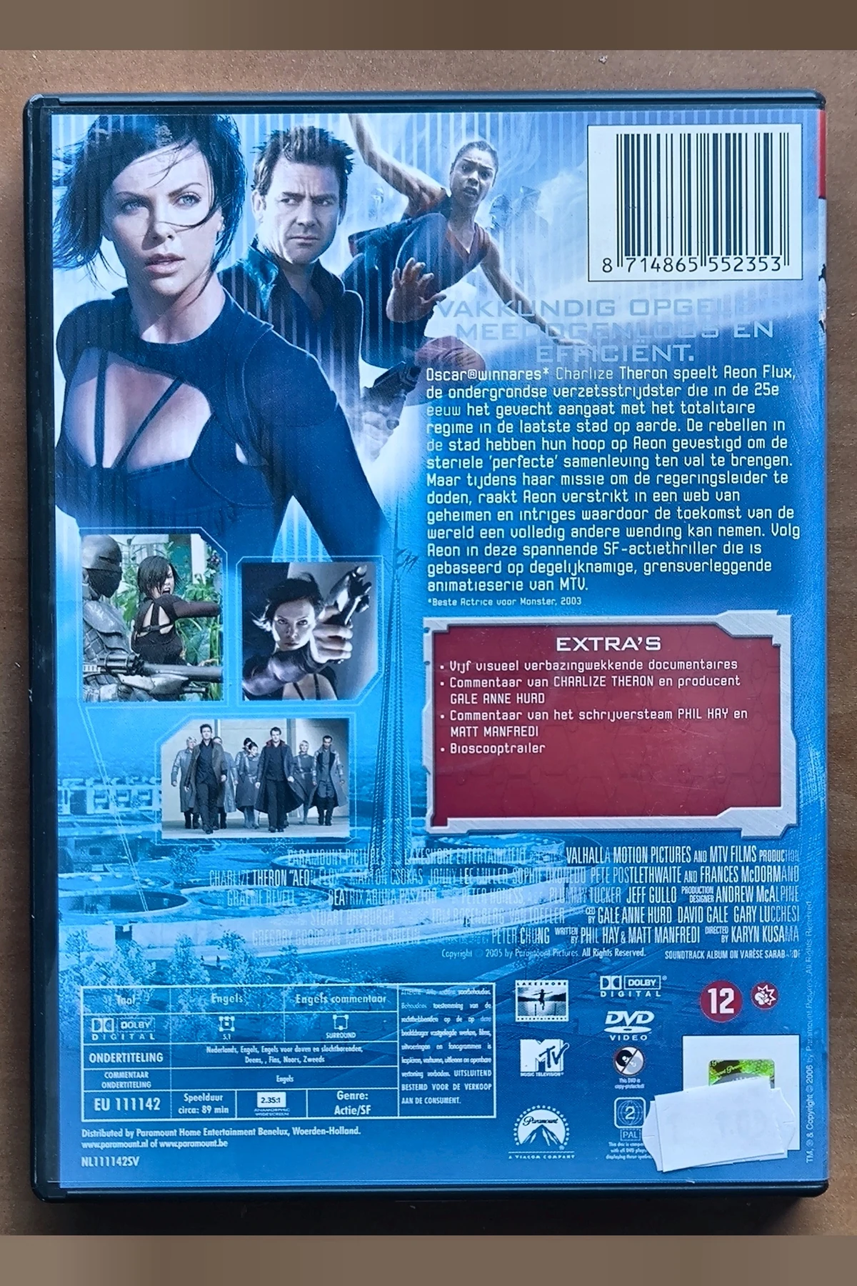 Æon Flux - Achterkant