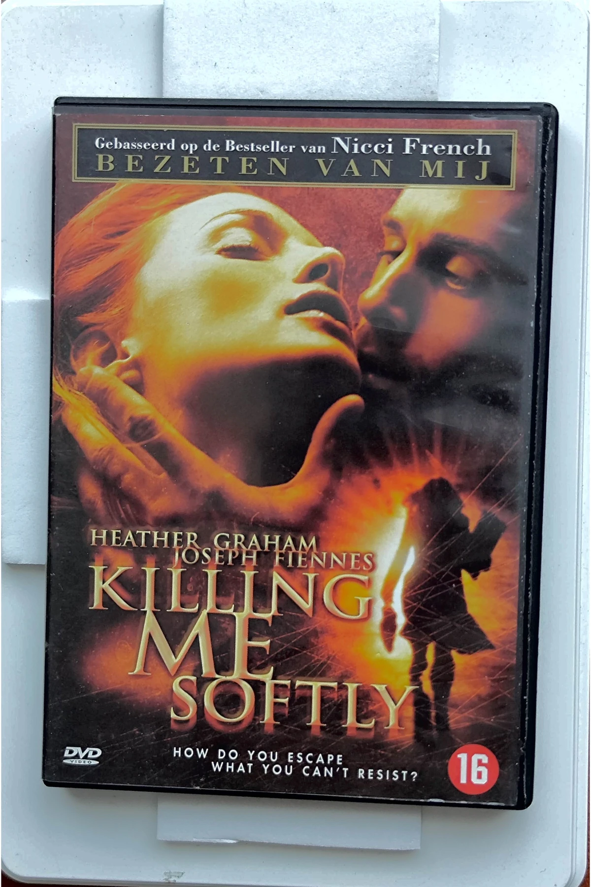 Killing Me Softly - Voorkant