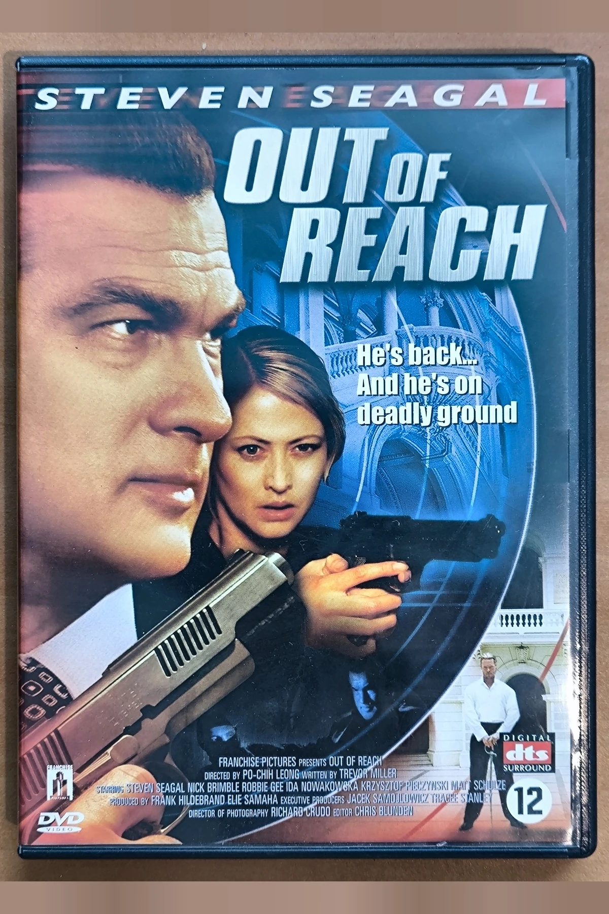 Out of Reach - Voorkant