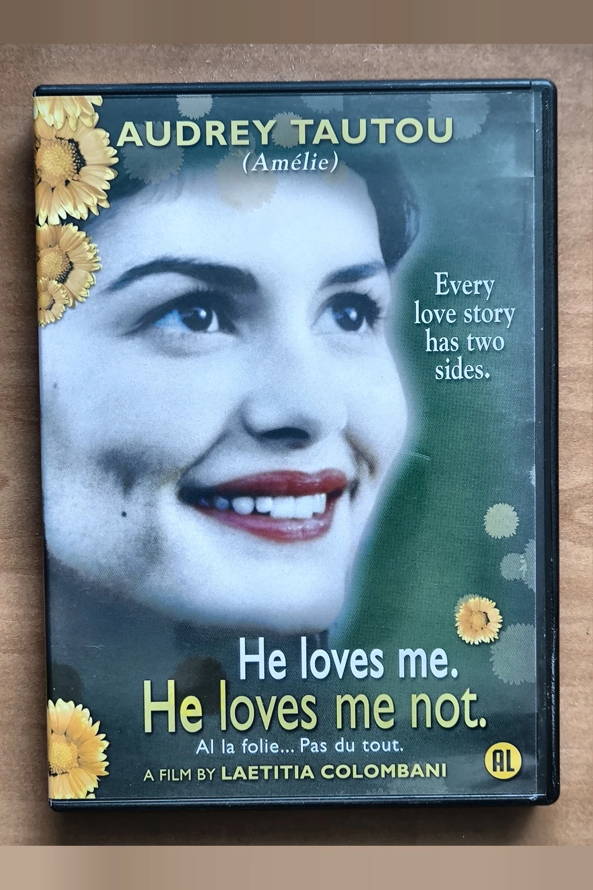 He Loves Me, He Loves Me Not - Voorkant
