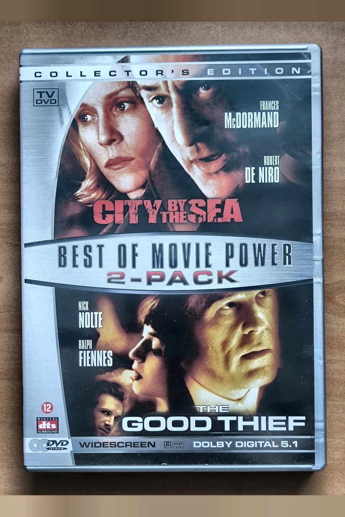 City by the Sea - Voorkant