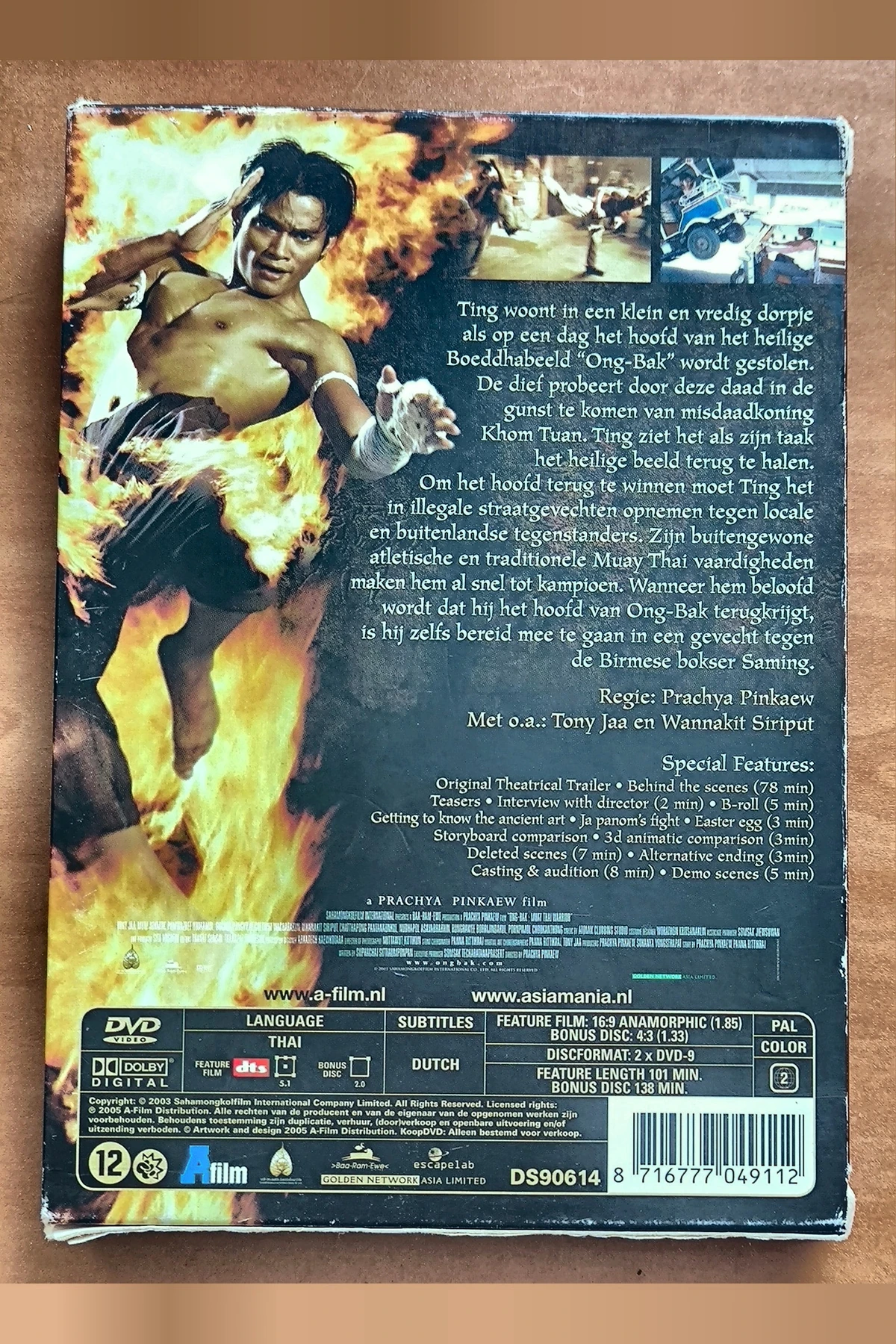 Ong-Bak: The Thai Warrior - Achterkant