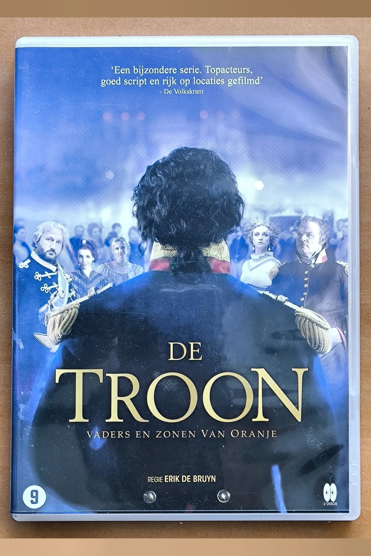 De Troon - Voorkant