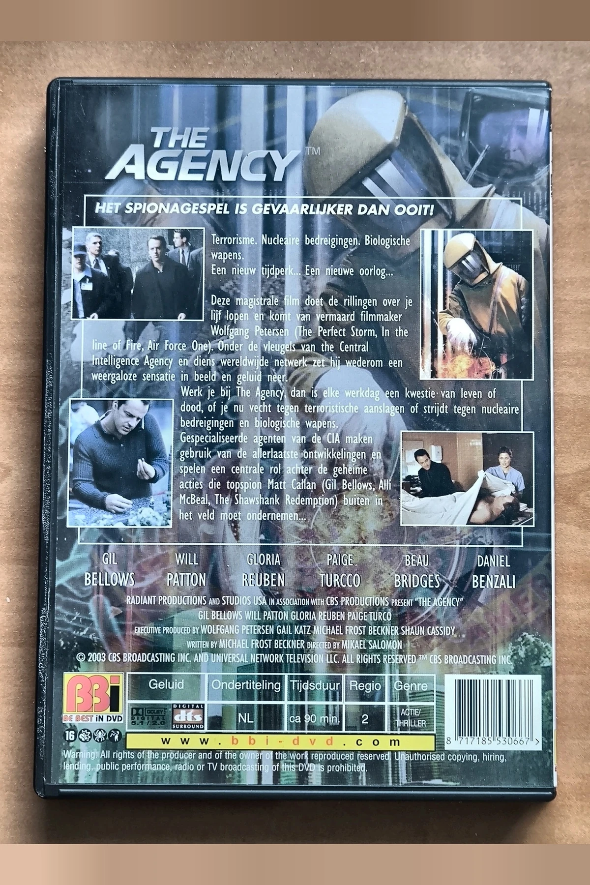 The Agency - Achterkant