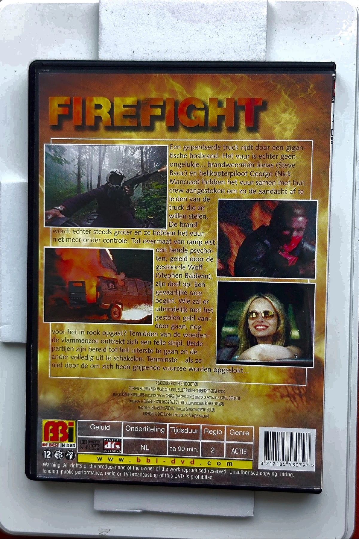 Firefight - Achterkant