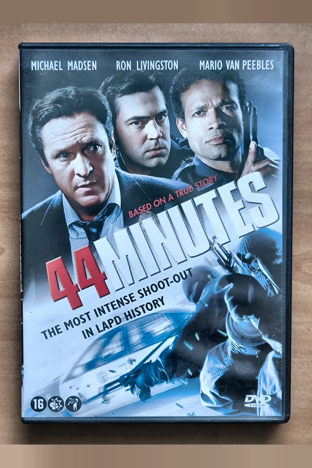 44 Minutes: The North Hollywood Shoot-Out - Voorkant