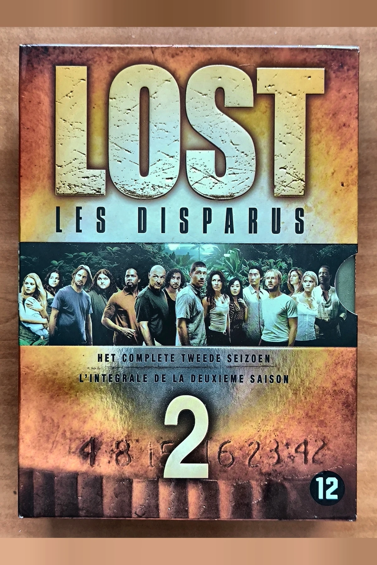 Lost: Season 2 - Voorkant