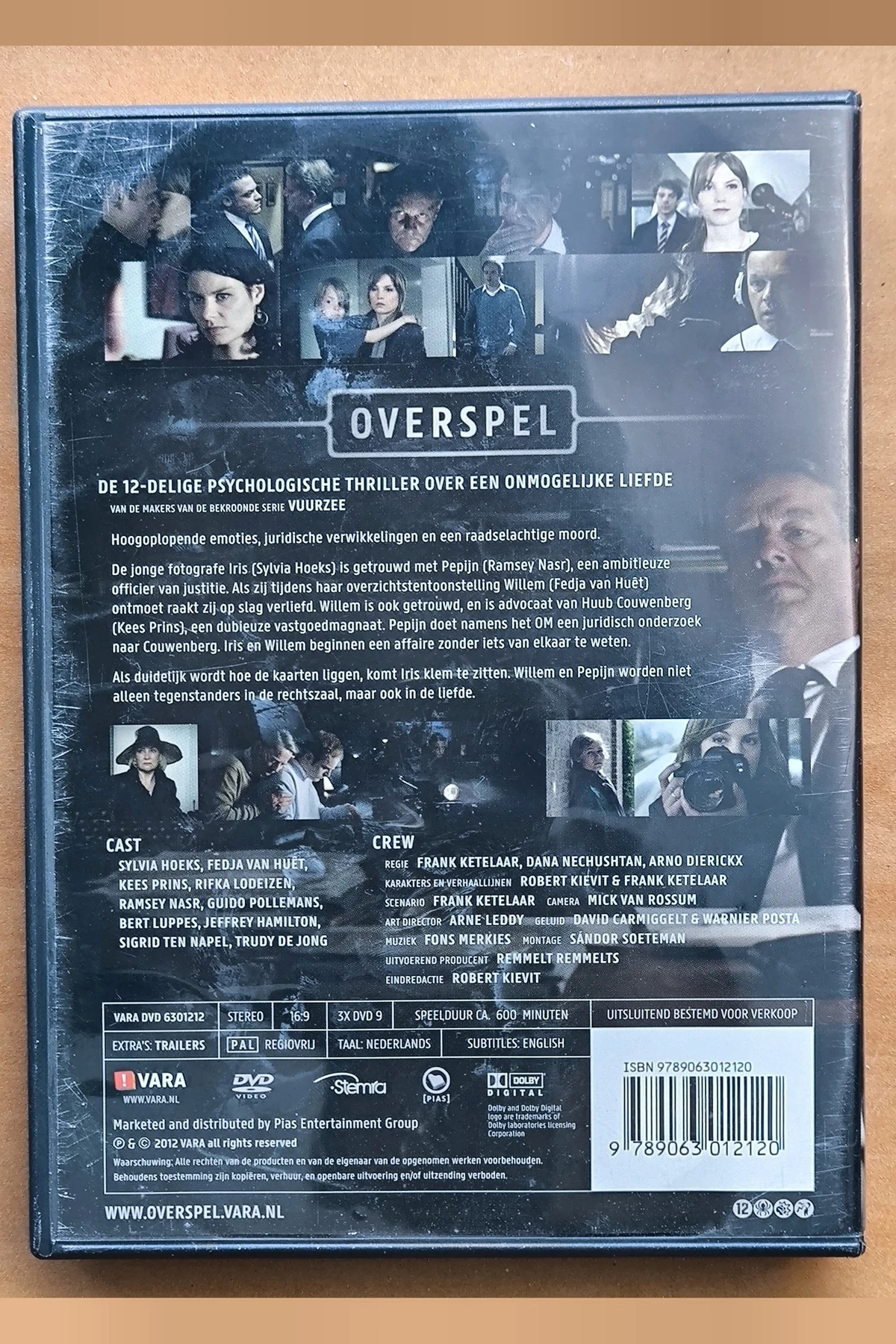 Overspel: Season 1 - Achterkant