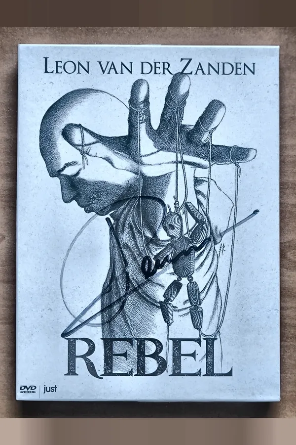 Rebel – voorkant