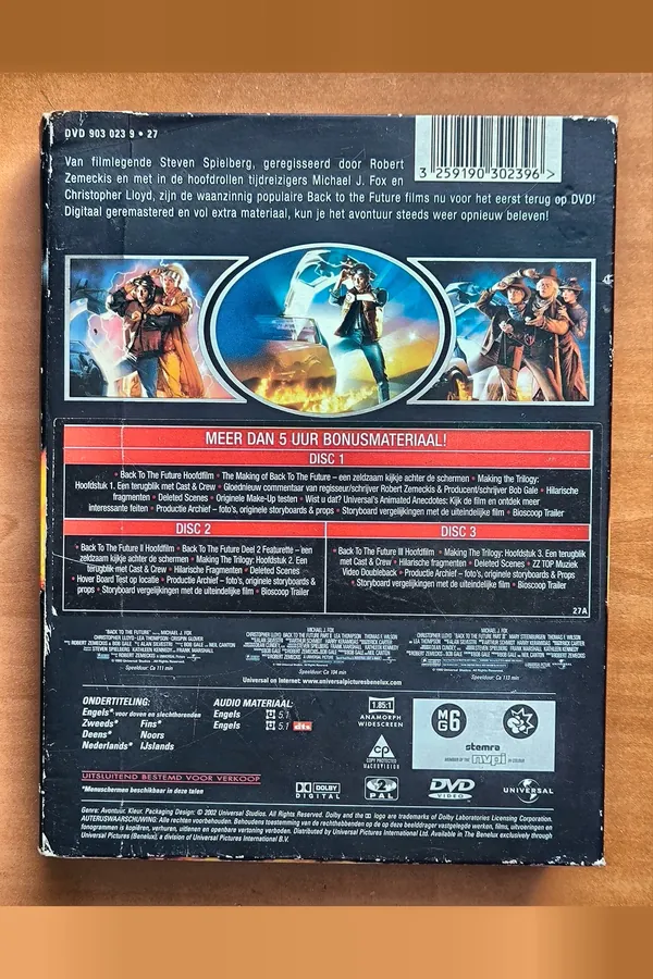 Back To The Future: The Complete Trilogy – achterkant