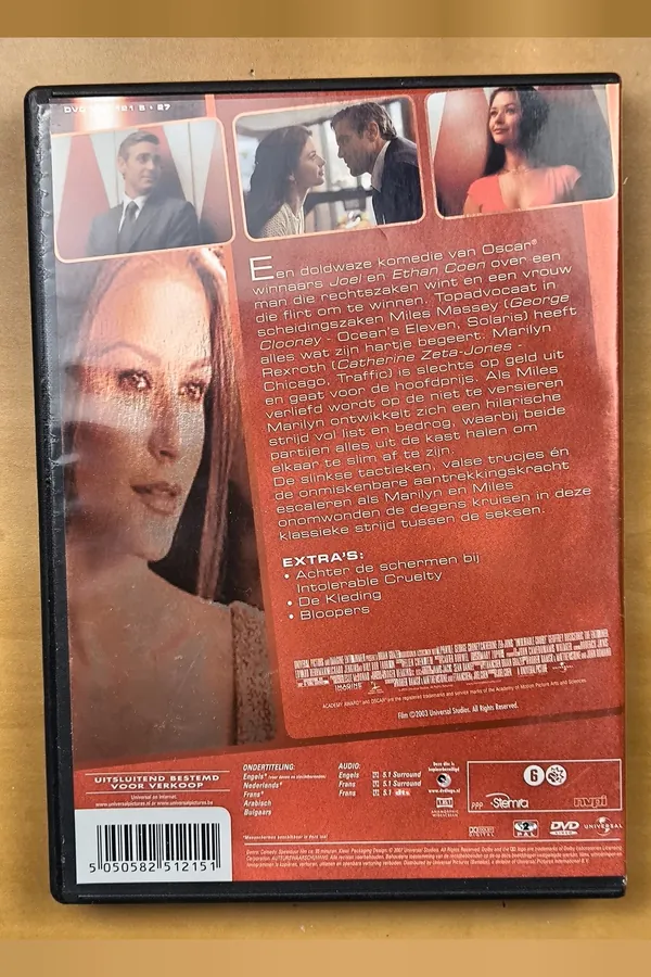 Intolerable Cruelty – achterkant