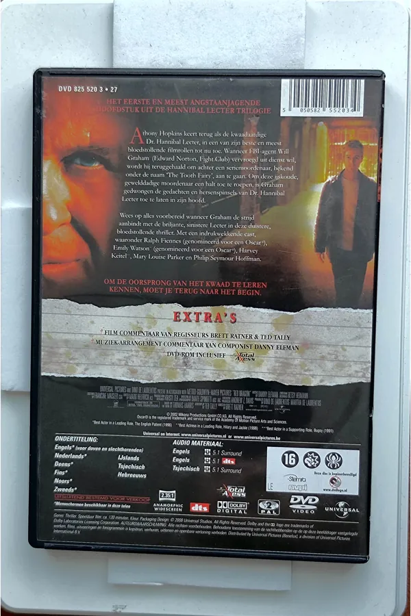 Red Dragon – achterkant
