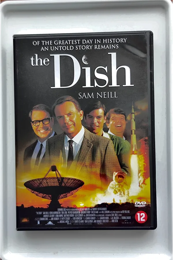 The Dish – voorkant