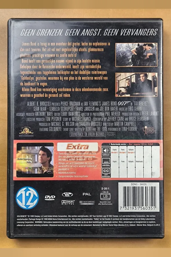 GoldenEye – achterkant