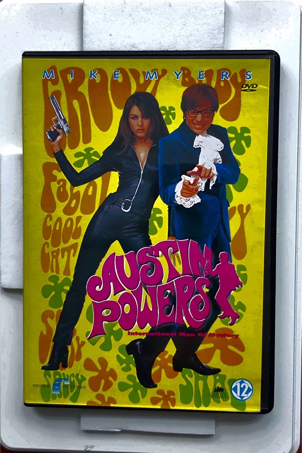 Austin Powers: International Man of Mystery – voorkant