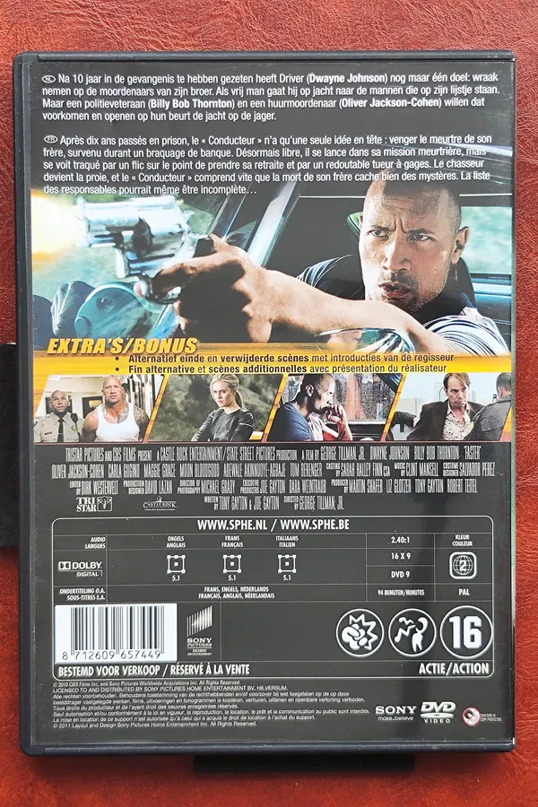 Faster – achterkant