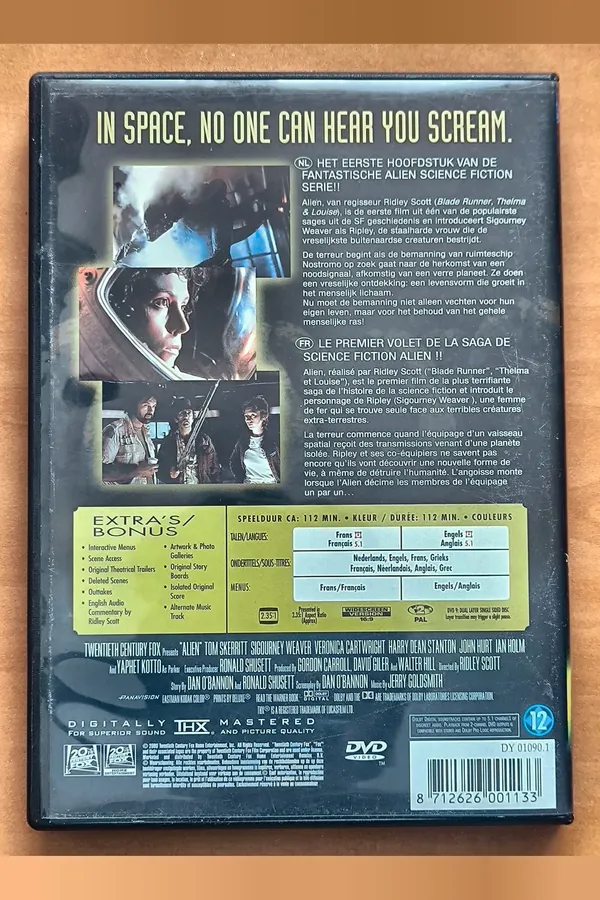 Alien – achterkant