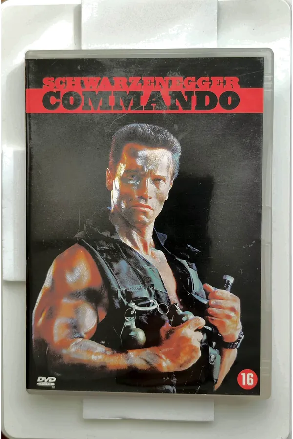 Commando – voorkant
