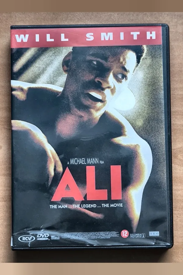 Ali – voorkant