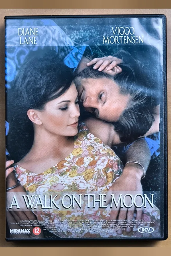 A Walk on the Moon – voorkant