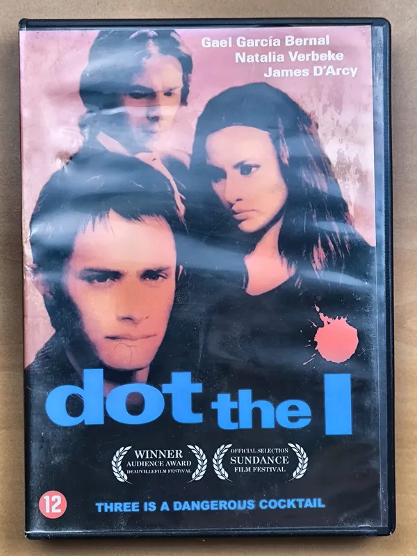 Dot the I – voorkant