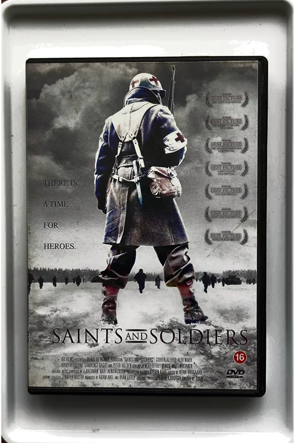 Saints and Soldiers – voorkant