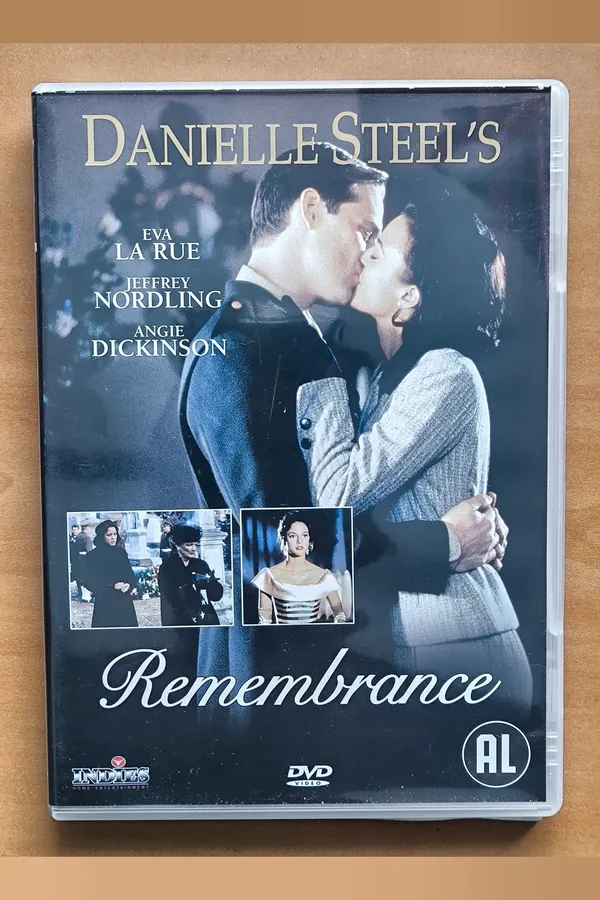 Remembrance – voorkant