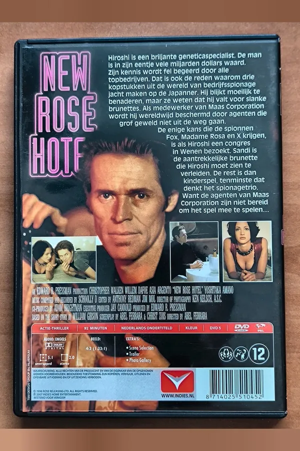 New Rose Hotel – achterkant