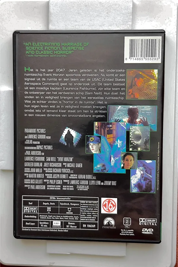Event Horizon – achterkant