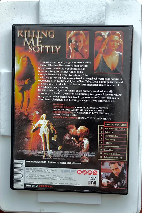 Killing Me Softly – achterkant