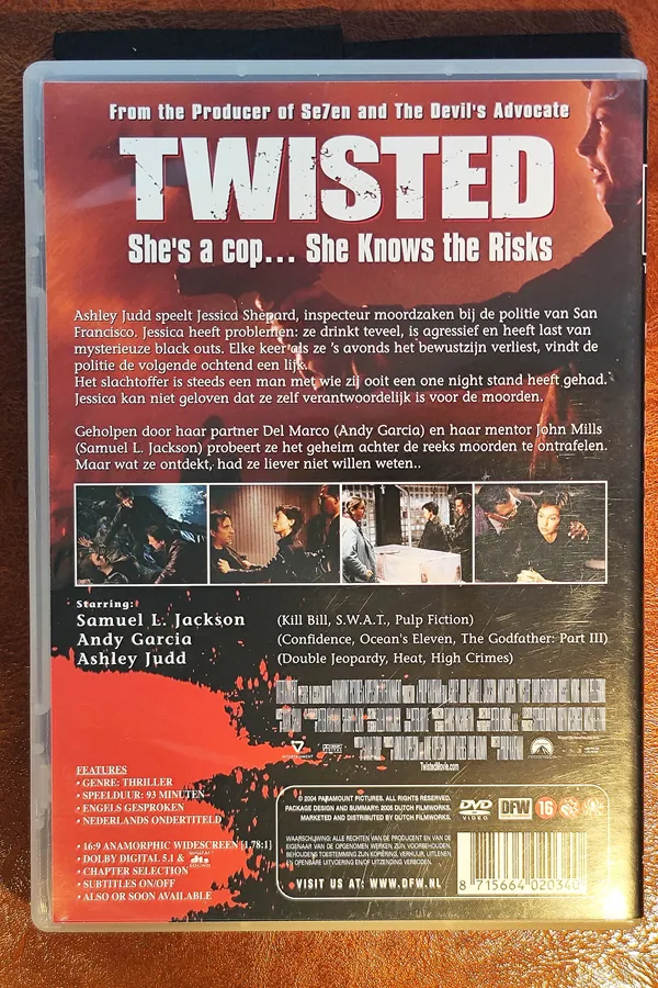 Twisted – achterkant