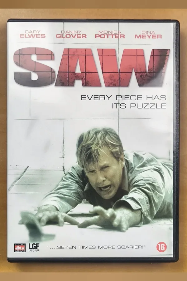 Saw – voorkant