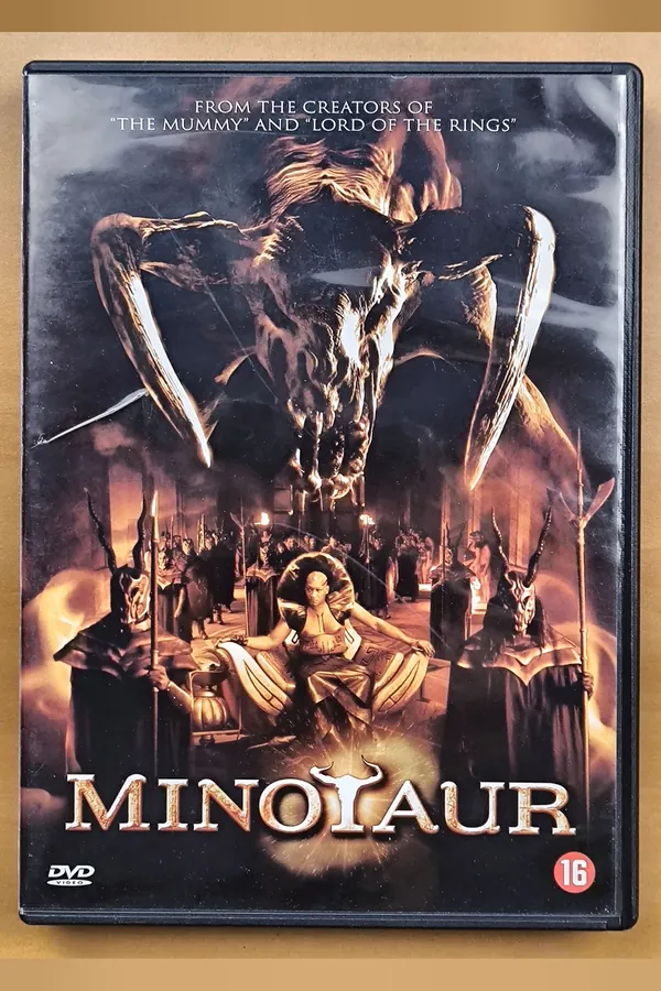Minotaur – voorkant